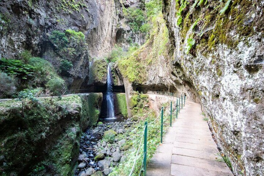 Madeira Hike Levada Nova Moinhos Ponta do Sol
