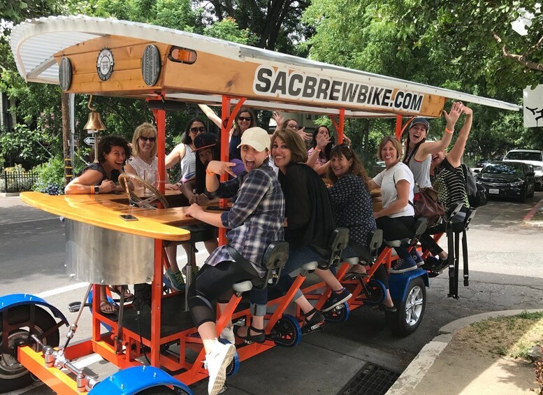 Picture 7 for Activity Sacramento: Pedal Bar Tour with 2 Stops