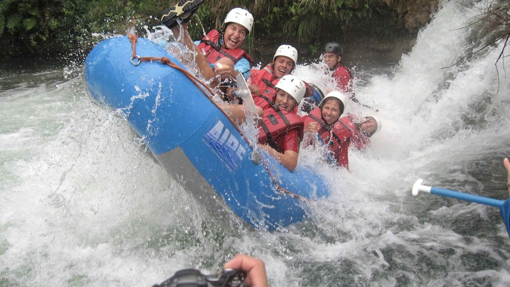 Picture 1 for Activity Lacandona Jungle: Rafting and Hike to Lacanjá