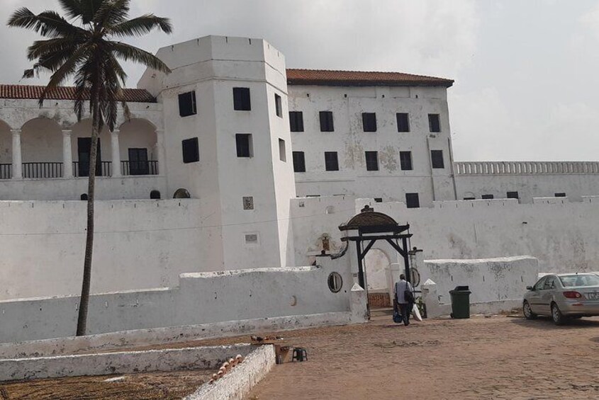 1 Day Advantageous Trip To Cape Coast And Elmina