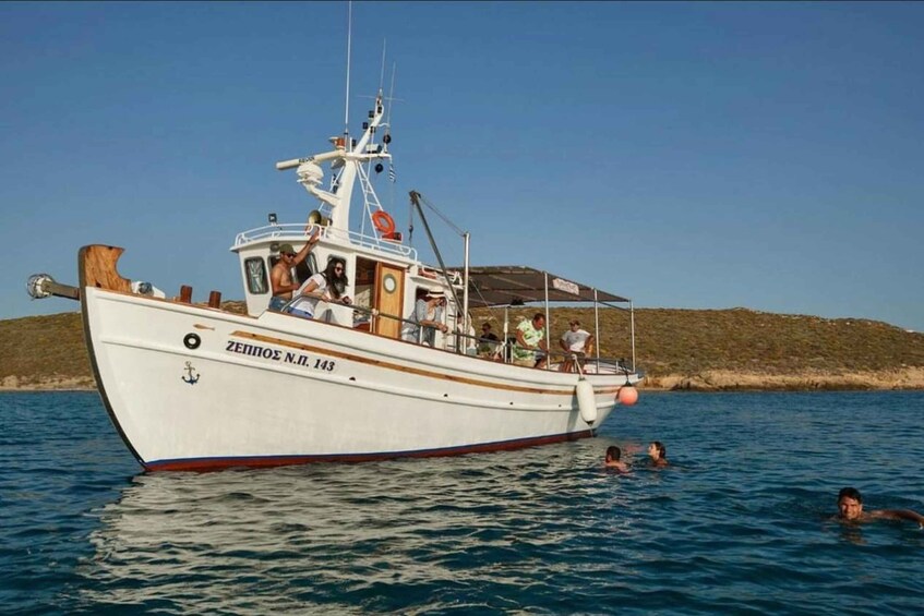 Picture 5 for Activity Paros: Highlights Tour with Fishing & Tasting in Naoussa