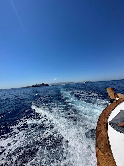 Picture 13 for Activity Paros: Highlights Tour with Fishing & Tasting in Naoussa