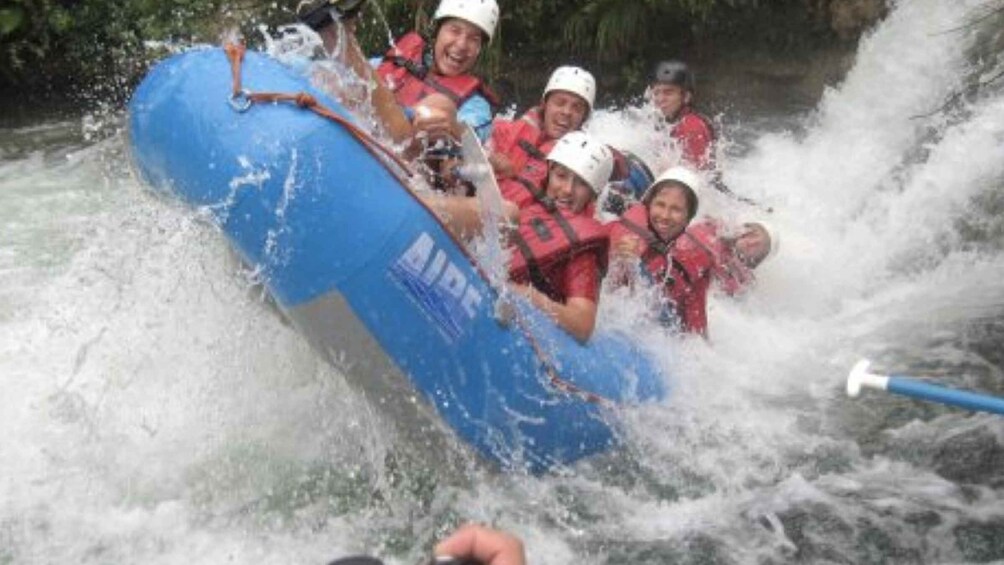 Picture 2 for Activity San Cristóbal: 3-Day Rafting Tour with Waterfalls & Ruins