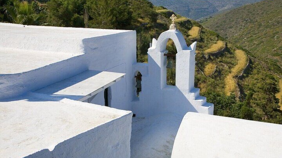 Full Day Road Trip in Amorgos