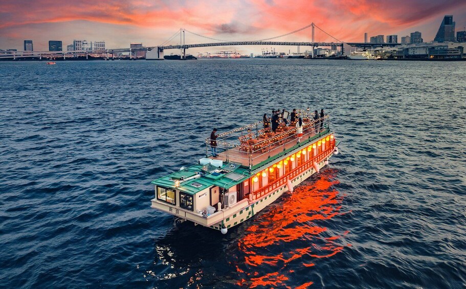 Picture 4 for Activity Tokyo: Adachi Fireworks Exclusive Cruise Tour with Show&Meal