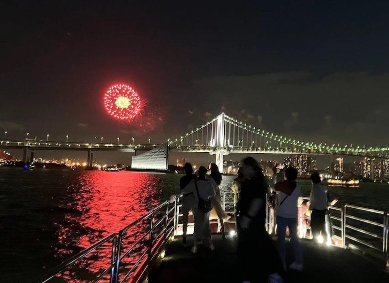 Picture 10 for Activity Tokyo: Adachi Fireworks Exclusive Cruise Tour with Show&Meal