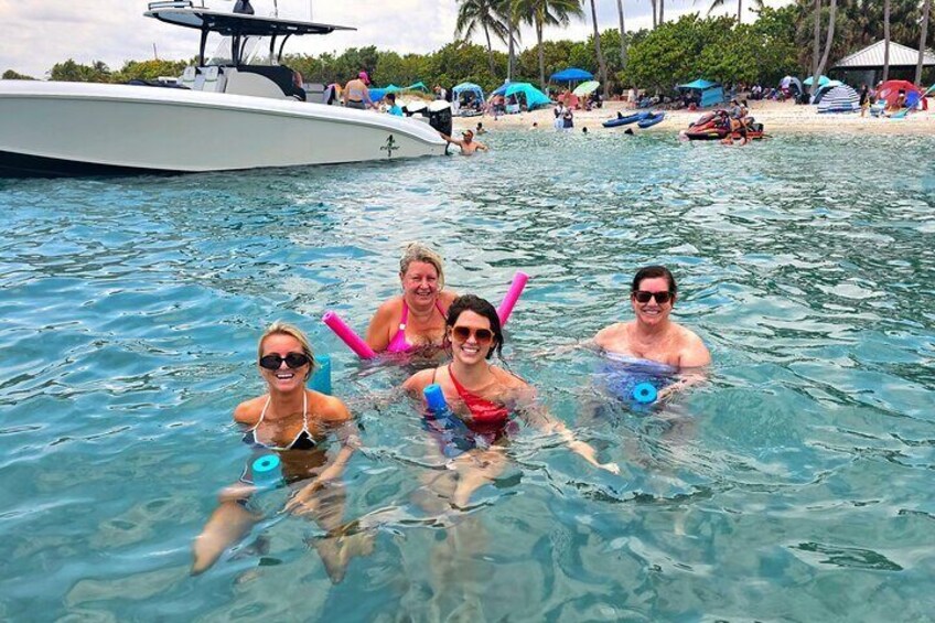 Float and chill, have a great time!