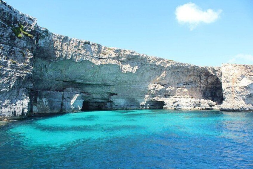 Mellieha: Gozo, Comino, Sea Caves, and Blue Lagoon Cruise