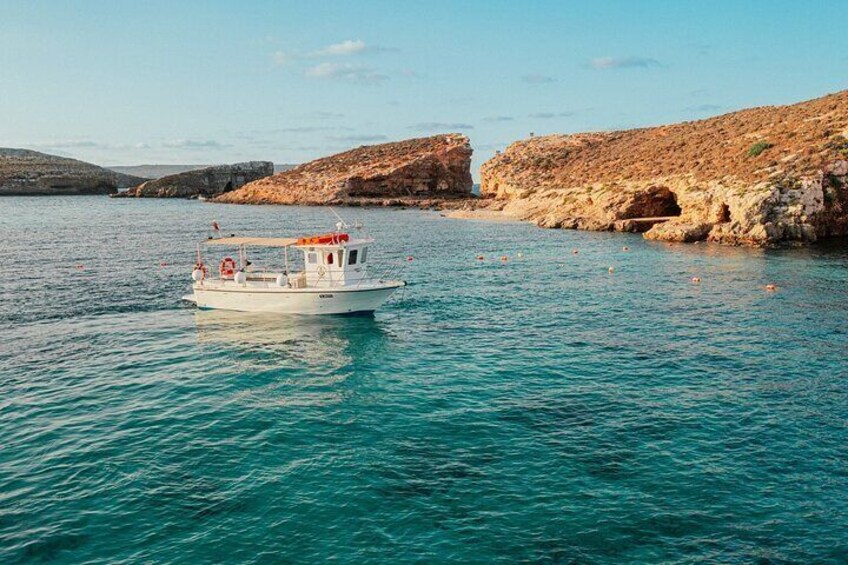 Mellieha: Gozo, Comino, Sea Caves, and Blue Lagoon Cruise