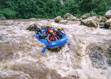 San Cristóbal: 3-Day Rio La Venta Canyon Rafting Adventure