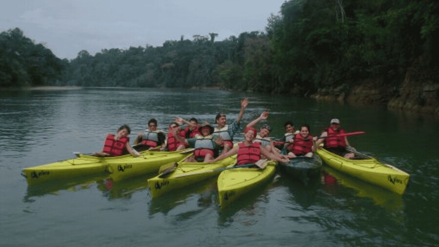 San Cristóbal: 5-Day Kayaking and Rafting Tour