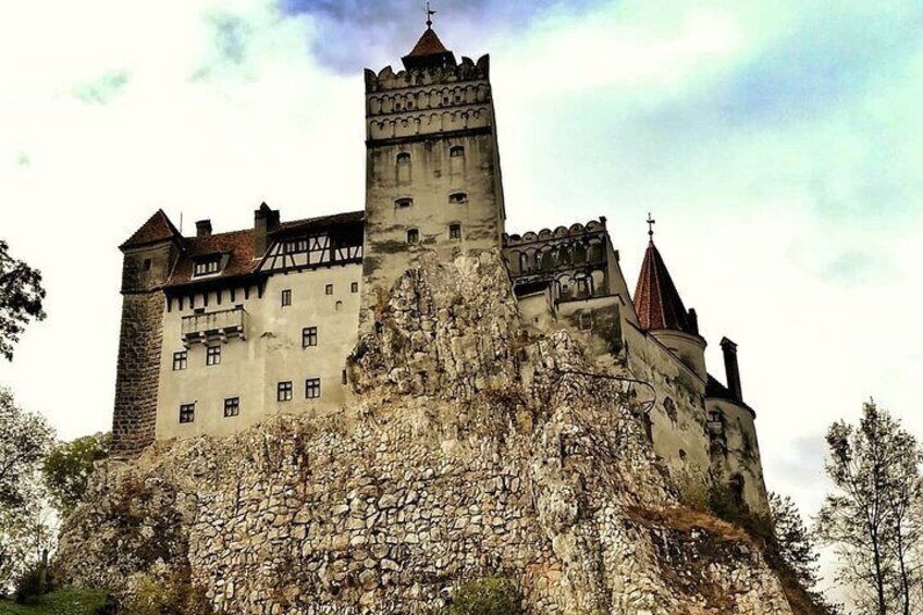 Private Day Tour - Bucharest to Transylvania (Dracula Castle - Sinaia - Brasov)