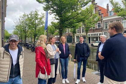 Half Day Vermeer Tour of Delft with Old Church and Museum Visit