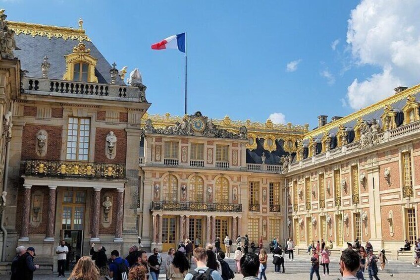 Self-Guided Tour to the Versailles with Timed Entry Ticket 