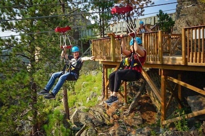 Pinnacle Zipline Tour in Keystone