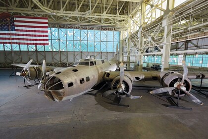 Die ultimative Disney Tour im Pearl Harbor Aviation Museum - Endet am 31. D...