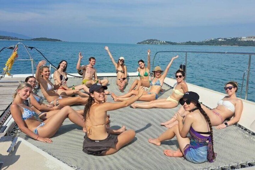 3 Islands Full-Day Tour on Catamaran with Lunch Buffet in Pattaya