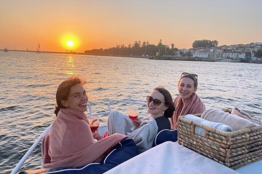 Porto: Boat trip on Douro river , six bridges /Sunset opcion