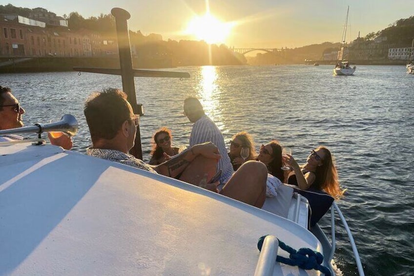 Porto: Boat trip on Douro river , six bridges /Sunset opcion