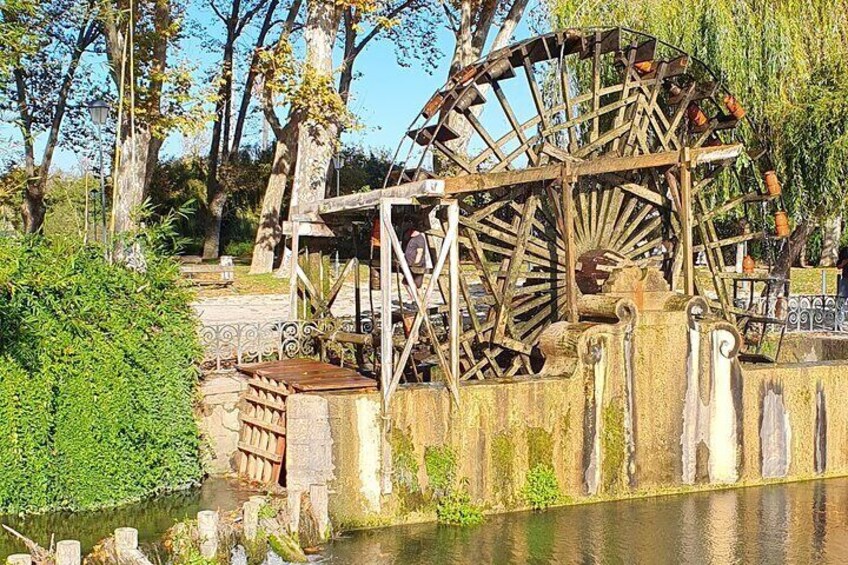 Water Wheel of Mouchão Park 