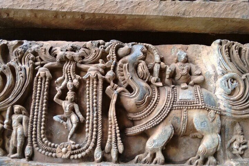 Belur+Halebid+Shravanabelgola+Lunch=World Heritage from Bangalore