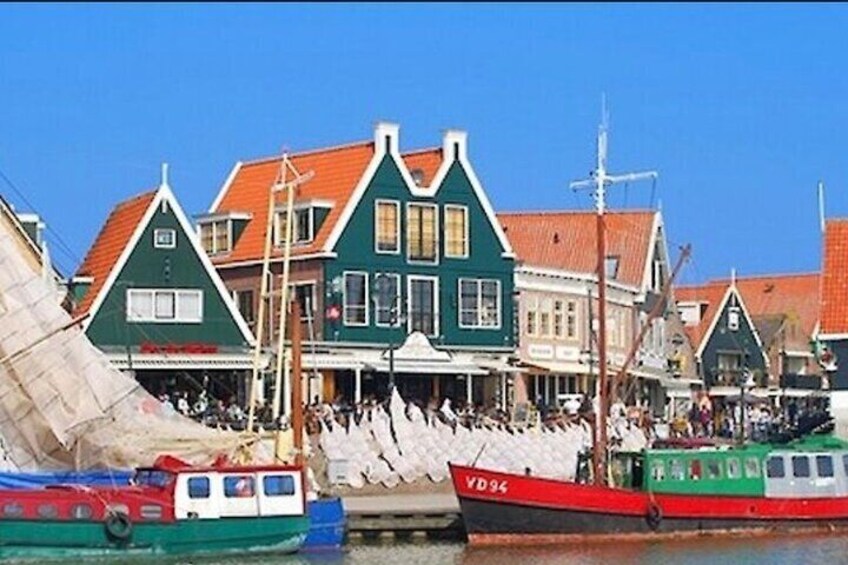 Private tour to Zaanse Schans and Volendam from Amsterdam