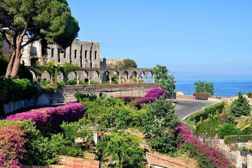 Taormina garden