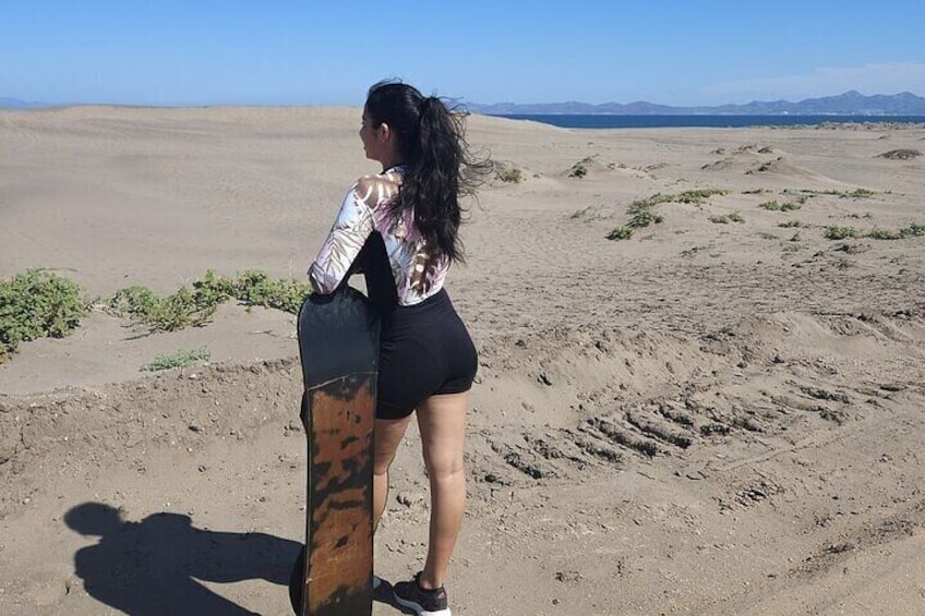 Sandboarding in Dunas del Mogote