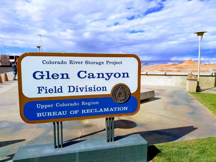 Antelope Canyon and Horseshoe Bend VIP Small Group Tour from Las Vegas