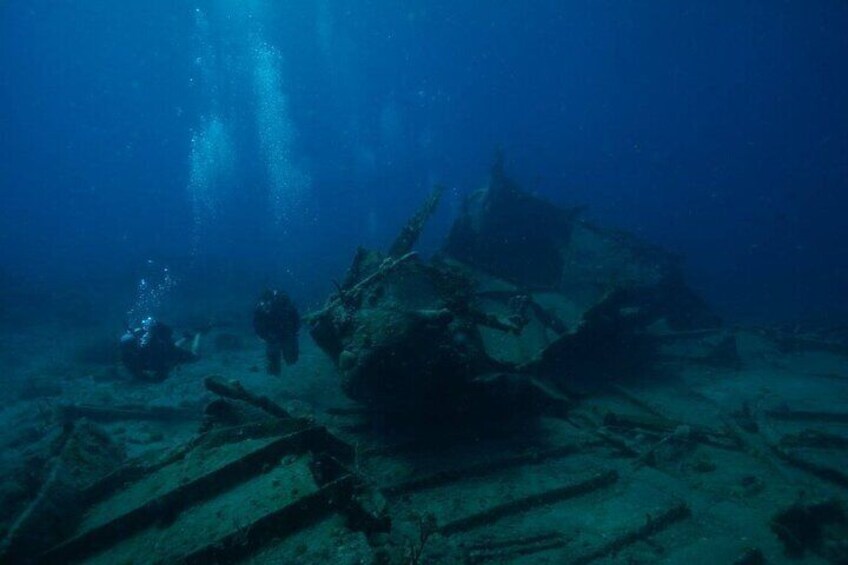 Island Wreck and Reef Scuba Excursion