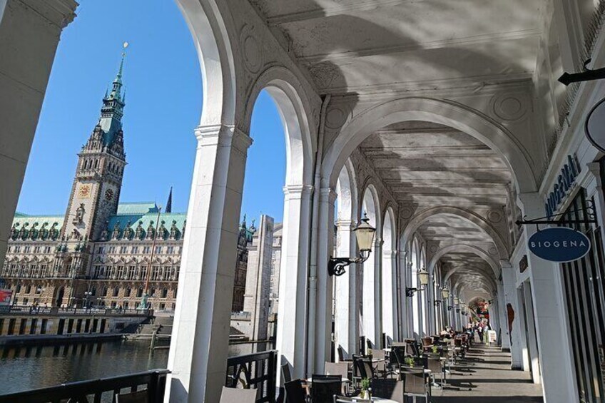 The Alster Arcades, venician inspirations in Hamburg