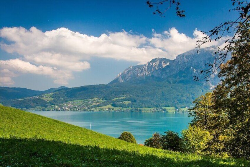 Full-Day Private Tour of Hallstatt and Salzburg from Vienna