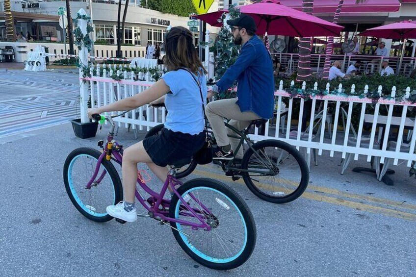 South Beach Art Deco by Bike in French