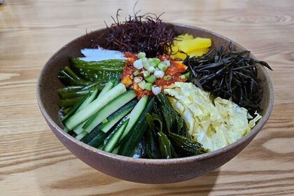 Jeju Classic Cuisine and Traditional-Style Charcoal Sauna