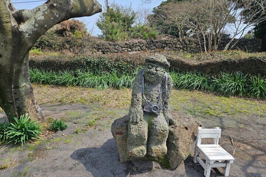 Jeju Classic Cuisine and Traditional-Style Charcoal Sauna