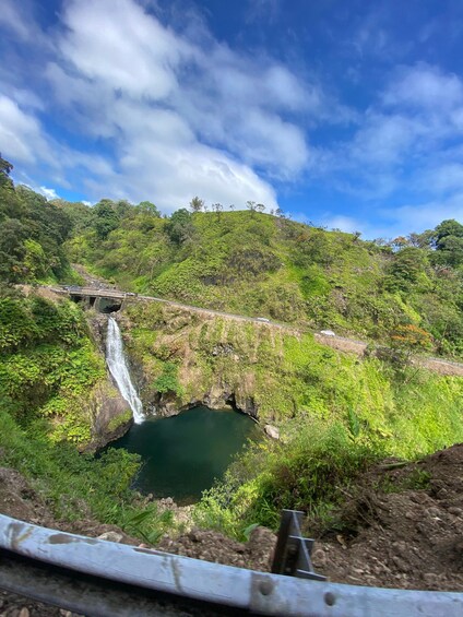 Picture 1 for Activity Maui: Van Day Trip to Hana with Local Guide and Lunch