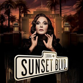 Sunset Boulevard karya Andrew Lloyd Webber di Sydney Opera House