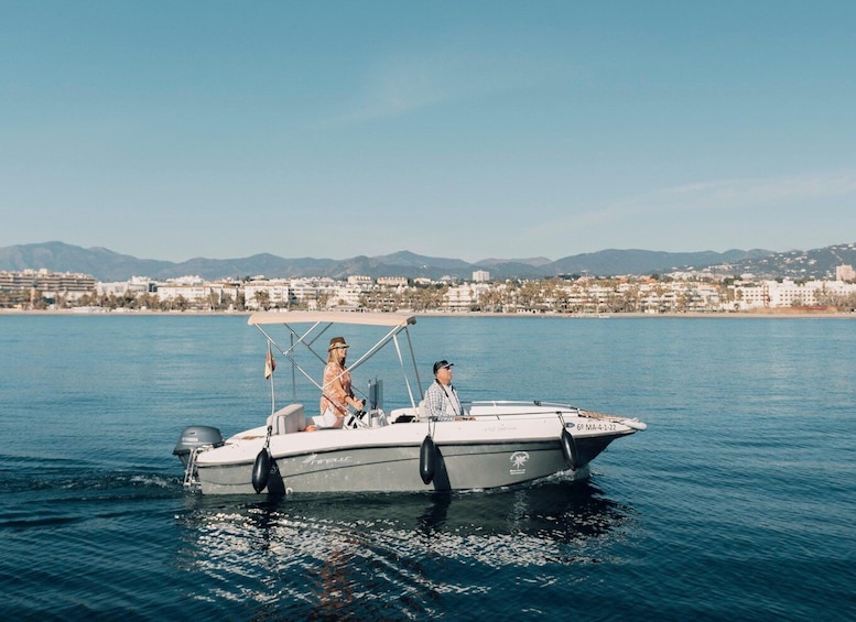 Unlicensed boat in Puerto Banús