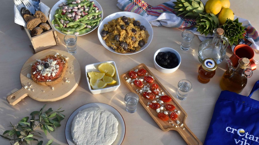 Cretan Farm Tour with Cheese-Making & Food Picnic