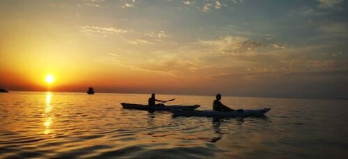 Poreč: Sea Kayaking Sunset Tour