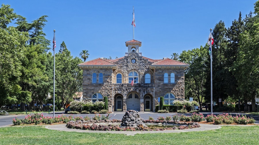 Sonoma and Napa Valley Self-Guided Driving Audio Tour