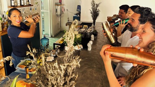 ประสบการณ์การผสมเครื่องดื่มที่โรงกลั่น Cozumel