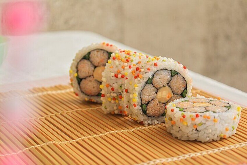 Decorative Sushi roll "Kazari-makizushi".