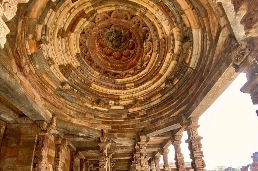 Full Day Tour of Delhi Including a Heritage Walk in Old Delhi