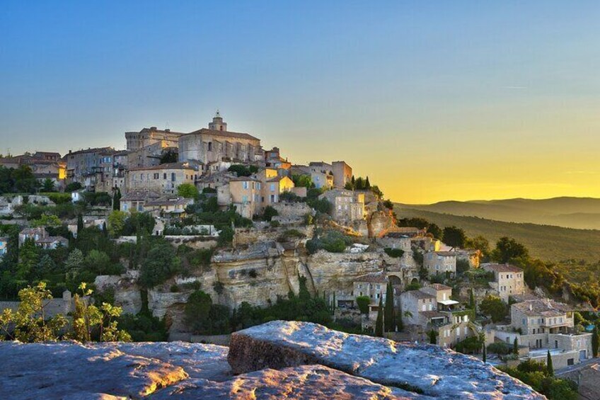 L'Isle-sur-la-Sorgue and Gordes Hidden Treasures of Provence 