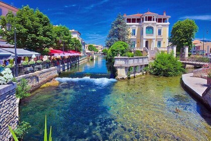 L'Isle-sur-la-Sorgue and Gordes Hidden Treasures of Provence