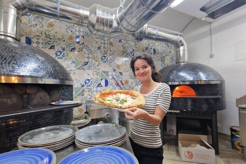 2-Hour Authentic Italian Pizza Making Class in Naples