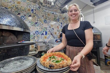 2-Hour Authentic Italian Pizza Making Class in Naples