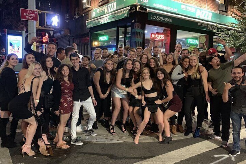 NYC Pub Crawl with Rooftop Clubbing Experience