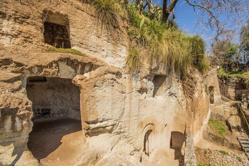 Tour of an ancient rock settlement and its caves from Tropea